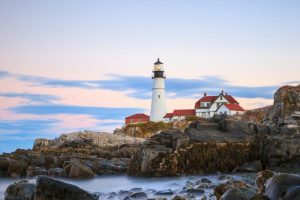 If you are planning a trip I highly suggest using this Maine Travel Guide! Here are 30+ things to do in Maine that you do not want to miss! #ourroaminghearts #travelguide #maine #frugaltravel #thingstodo | Maine Travel Guide | Things to do in Maine | Maine Travel | Frugal Travel |