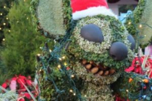 Disney in the month of December when the Disney World Christmas Decorations are all up and you’re feeling in the holiday spirit is magical. #disney #christmas #floridatravel #chrsitmasdecorations #frugalnavywife | Disney World At Christmas | Disney World | Florida Travel | Christmas in Florida