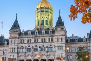 Visiting Hartford is a fun and educational trip. This list of free things to do in Hartford CT is pretty impressive as well! #hartfordct #connecticut #ourroaminghearts #freethingstodo | Free things to do in Hartford CT | Connecticut Travel | Things to do in Connecticut | Hartford Connecticut